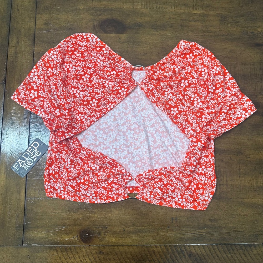 Faded Rose Womens XL Red Ditsy Floral Open Back Ring Detail Crop Top NWT - Picture 6 of 6